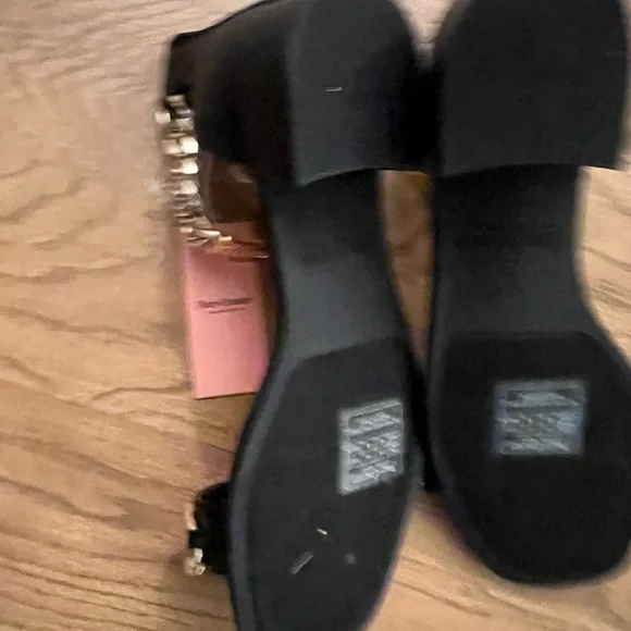 Juicy couture black leather with gold chain Brand New! - Picture 2 of 3